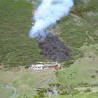 Imagen del incendio en el monte El Cuadro provocado presuntamente por el detenido.
