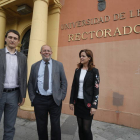 A la izquierda, Javier Panizo, junto a Igea y Ana Carlota Amigo. RAMIRO