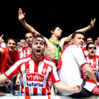 Aficionados del Sporting en un partido en el Toralín.