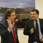 Ángel Villalba (Feve) y José Luis Ramón (Consejo), ayer en León.