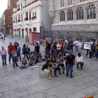 Un momento de la concentración de ayer por la tarde en el centro de León.