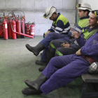 Los mineros siguen esperando que se resuelvan las exigencias de las eléctricas y los problemas con las ayudas del 2012.