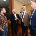 Fernández, Basanta, Pereira y Morales, ayer antes de la firma del convenio. L. DE LA MATA