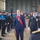 El alcalde, José Antonio Diez, junto al intendente jefe de la Policía Local, Miguel Ángel Llorente Pellitero, en un acto oficial. J. NOTARIO