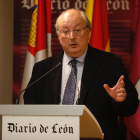 El presidente del CES, Enrique Cabero, en su intervención en el congreso.