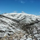 La Sierra de Gistredo, con el pueblo de Quintana de Fuseros en primer término.