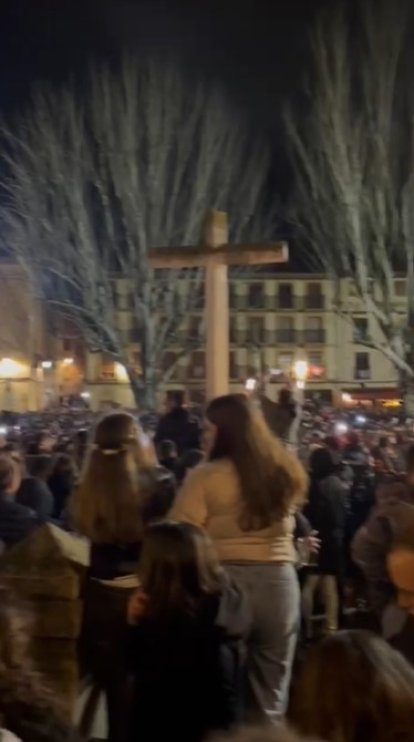 La Plaza del Grano en la noche de Genarín.