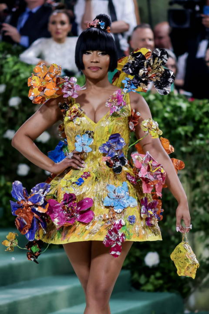 New York (United States), 07/05/2024.- Nicki Minaj arrives at the red carpet for the 2024 Met Gala, the annual benefit for the Metropolitan Museum of Art's Costume Institute, in New York, New York, USA, 06 May 2024. The event coincides with the Met Costume Institute's spring 2024 exhibition 'Sleeping Beauties: Reawakening Fashion' which will be on view from 10 May though 02 September 2024. (Moda, Nueva York) EFE/EPA/JUSTIN LANE EPA-EFE/JUSTIN LANE