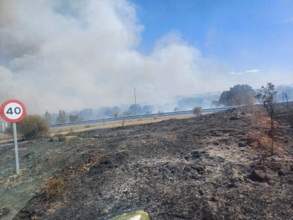 El incendio en la localidad leonesa perteneciente al término municipal de Astorga.