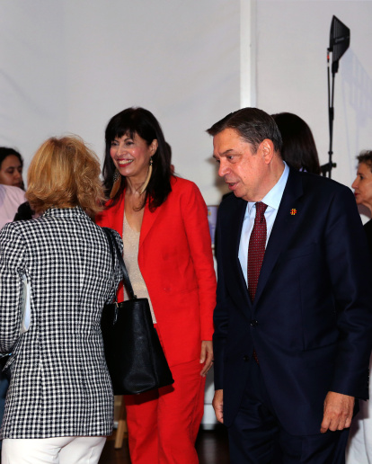 La ganadera leonesa Ana Aída Rodrigo (Tu  Ternera en casa) ha sido una de las galardonadas este martes con los premios de Excelencia a la Innovación para mujeres rurales que concede el Ministerio de Agricultura, Pesca y Alimentación.