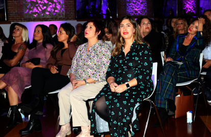 La ganadera leonesa Ana Aída Rodrigo (Tu  Ternera en casa) ha sido una de las galardonadas este martes con los premios de Excelencia a la Innovación para mujeres rurales que concede el Ministerio de Agricultura, Pesca y Alimentación.