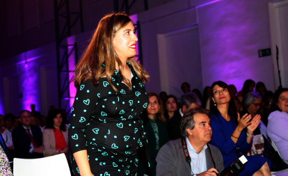 La ganadera leonesa Ana Aída Rodrigo (Tu  Ternera en casa) ha sido una de las galardonadas este martes con los premios de Excelencia a la Innovación para mujeres rurales que concede el Ministerio de Agricultura, Pesca y Alimentación.