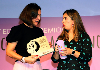 La ganadera leonesa Ana Aída Rodrigo (Tu  Ternera en casa) ha sido una de las galardonadas este martes con los premios de Excelencia a la Innovación para mujeres rurales que concede el Ministerio de Agricultura, Pesca y Alimentación.