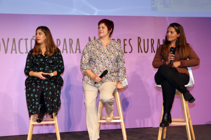 La ganadera leonesa Ana Aída Rodrigo (Tu  Ternera en casa) ha sido una de las galardonadas este martes con los premios de Excelencia a la Innovación para mujeres rurales que concede el Ministerio de Agricultura, Pesca y Alimentación.