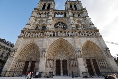 Aspecto de la catedral de Notre Dame tras el devastador incendio de hace casi seis años.