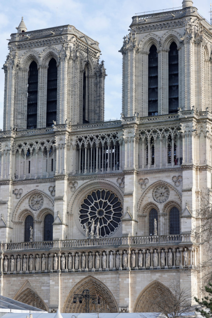 Aspecto de la catedral de Notre Dame tras el devastador incendio de hace casi seis años.
