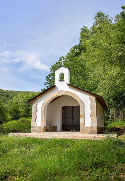 La ermita reconstruida.