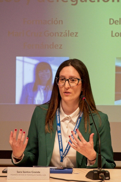 Sara Santos en el IV Congreso de Marketing de Castilla y León.