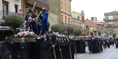 Momento de la procesión de los Pasos.