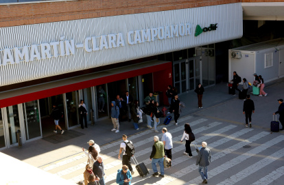 Aglomeraciones por la obras en la estación de Chamartín.