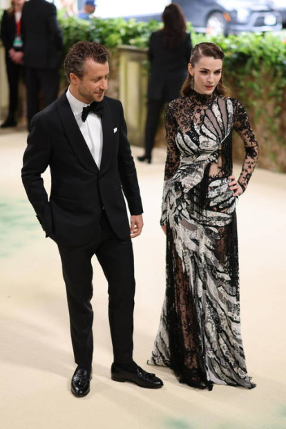 Bee Carrozzini (derecha) y su marido, Francesco Carrozzini.