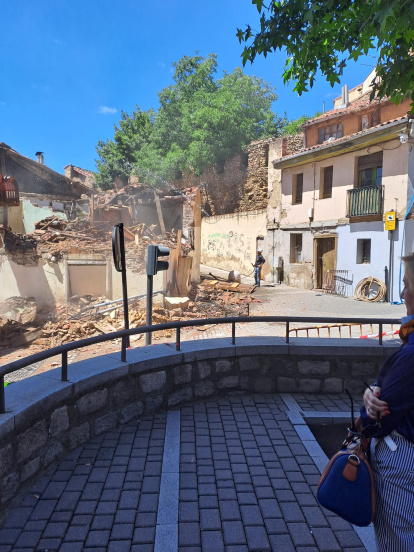 Esta vivienda fue declarada como ruina inminente tras sufrir un incendio el pasado mes de abril