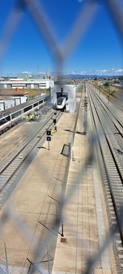 Auxilio de 498 pasajeros de un Alvia en Vilecha.