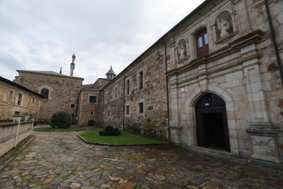 El Monasterio de San Miguel de las Dueñas.