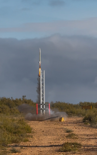 Lanzamiento del cohete León 1.