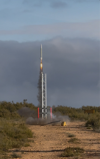 Lanzamiento del cohete León 1.