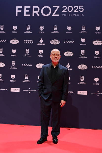 El actor Javier Gutiérrez posa a su llegada a la gala de entrega de la duodécima edición de los Premios Feroz, este sábado en Pontevedra. EFE/ Brais Lorenzo