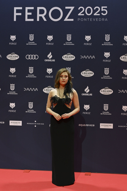 La actriz Ana Garcés posa a su llegada a la gala de entrega de la duodécima edición de los Premios Feroz, este sábado en Pontevedra. EFE/ Brais Lorenzo