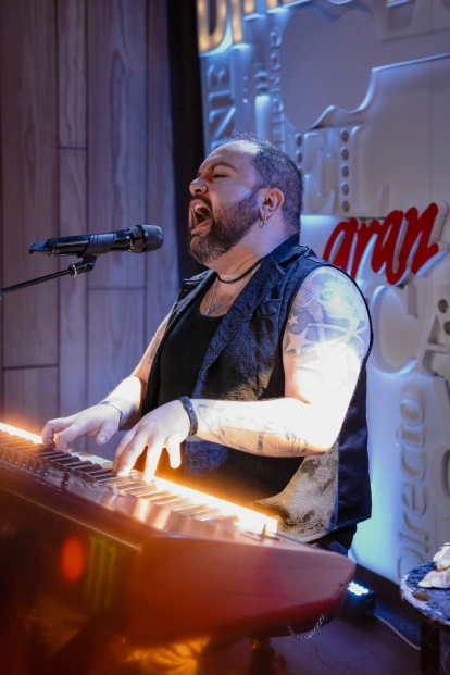 Carlos Voces.