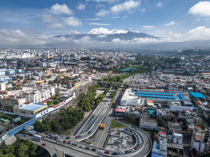 Arequipa y su volcan, Perú.