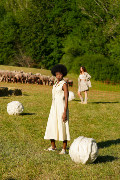 Desfile del Wool Fest en Salamón con la colección de Añino Merina.