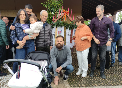 La familia de Manuel Diez y Regina Martínez, Los Mayordomos de la fiesta