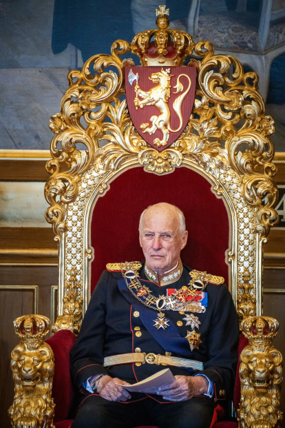 El rey Harald V participa en la apertura ceremonial del 169.º Storting en Oslo, Noruega, el 2 de octubre de 2024.