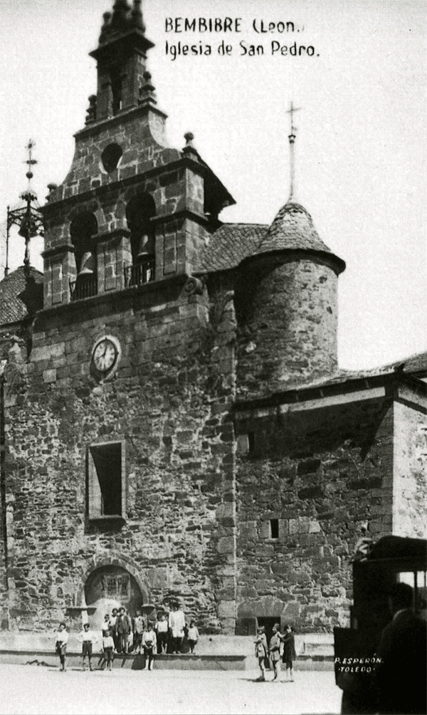 Noventa años de la Revolución que quemó la iglesia de Bembibre, pero salvó al Cristo Rojo