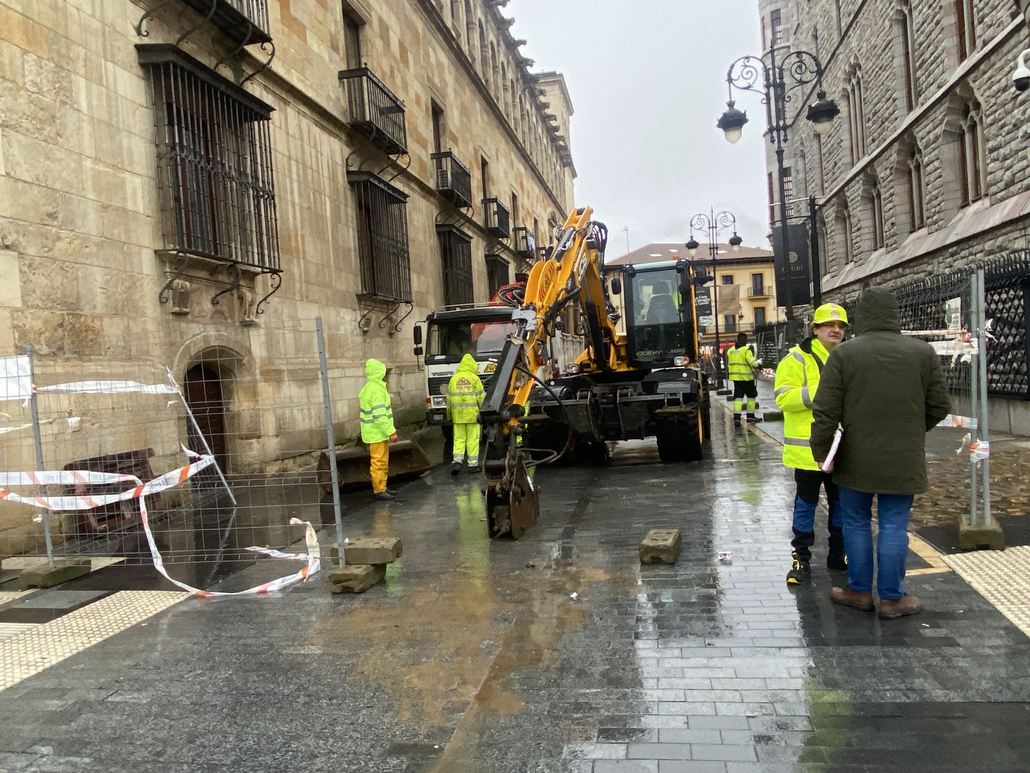 Vuelven las obras a la calle que cambió la historia del tráfico en León
